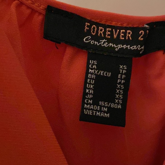 Forever 21 New top - Picture 3 of 3